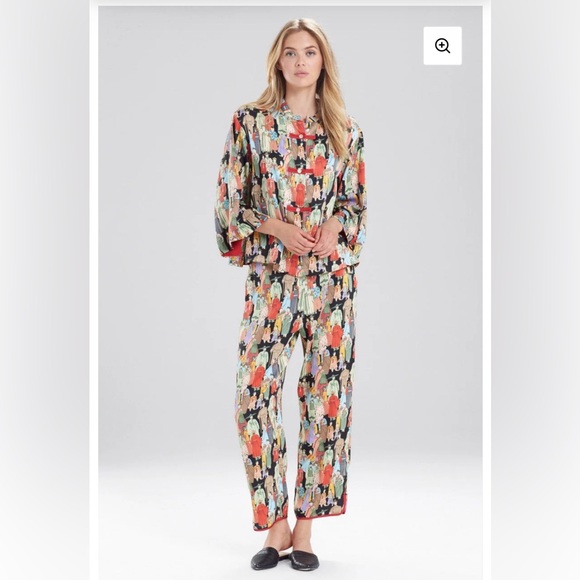 Natori Dunasty PJ Set - Picture 2 of 6